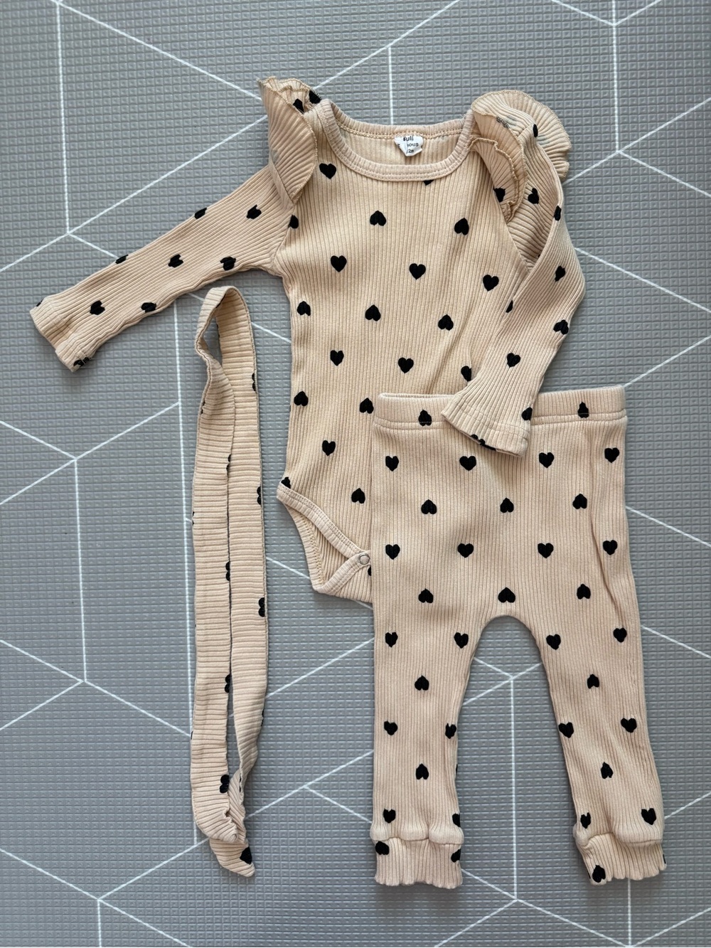 Baby girl boho set,ribbed tan & ditsy heart print-long sleeve & leggings + tie•